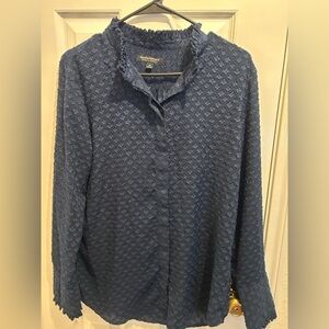 Banana Republic Men's Navy Textured Button Down Shirt